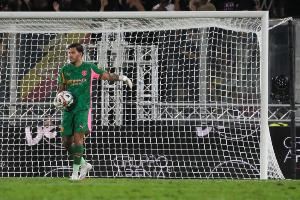 差价太大！罗马诺：加拉塔萨雷1000万欧报价埃德森，曼城要2500万