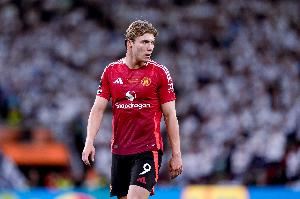 阿莫林：霍伊伦必须为自己位置而战，他与塞斯科的特点类似