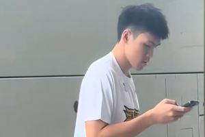 新秀报到！老6结束比赛第一时间和队伍汇合！期待一些化学反应～