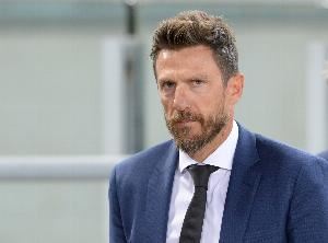 莱切主帅：米兰会不惜代价争取胜利，卡马达如果首发要保持冷静