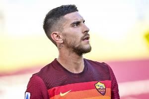 训练赛-罗马8-0胜业余球队，迪巴拉首发&佩莱格里尼复出踢中场