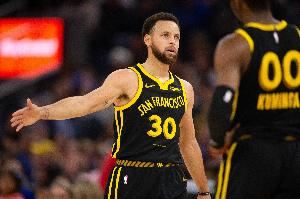 帕金斯：库里需要打得像联盟前10一样 勇士要尽快搞定库明加